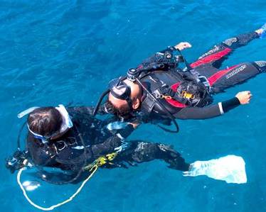 rescue-diver-puerto-galera.jpeg