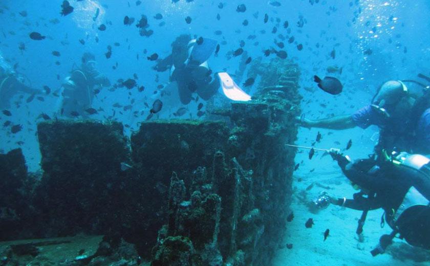 Sabang Wrecks Puerto Galera underwater